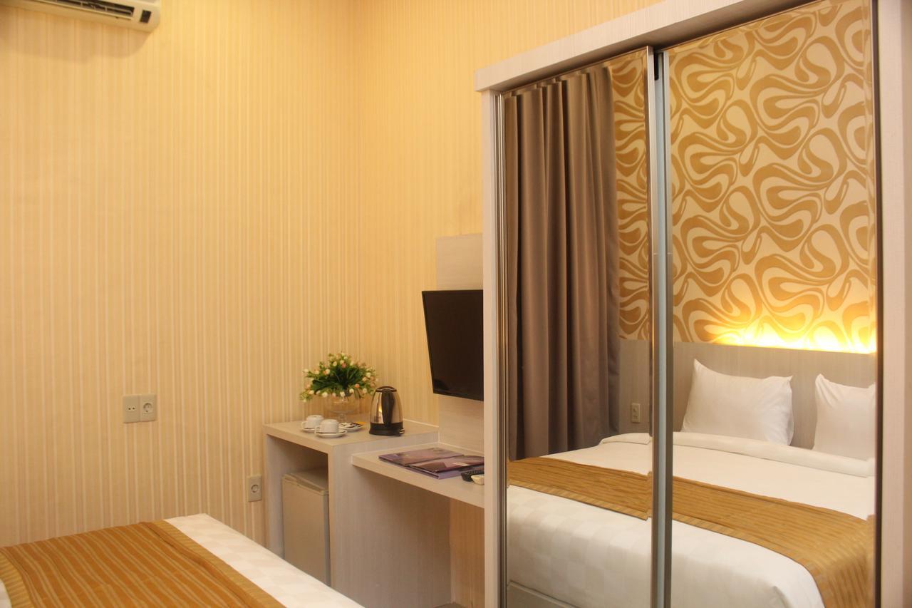 Lj Hotel Medan Eksteriør bilde
